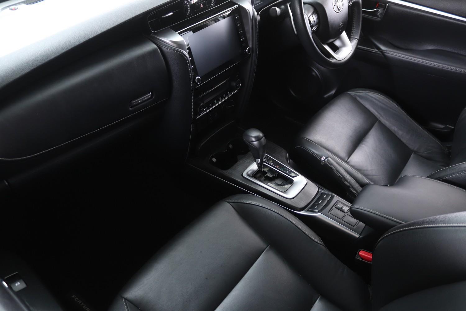 Toyota Fortuner 2.8GD-6 4x4 VX Ten Four Auto