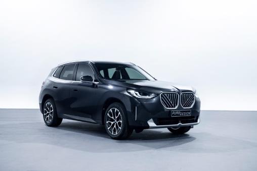 BMW SA introduces X3 20 Pure Design as base model