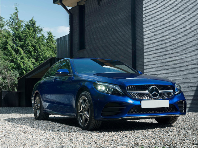 Mercedes-Benz C-Class W205 Buyers' Guide C180, C200, C220d, C220 BlueTEC, C250, C300, C350e 2014 2015 2016 2017 2018 2019 2020 2021