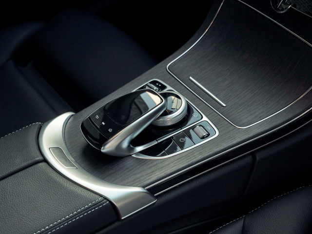 Mercedes-Benz C-Class W205 Buyers' Guide C180, C200, C220d, C220 BlueTEC, C250, C300, C350e 2014 2015 2016 2017 2018 2019 2020 2021