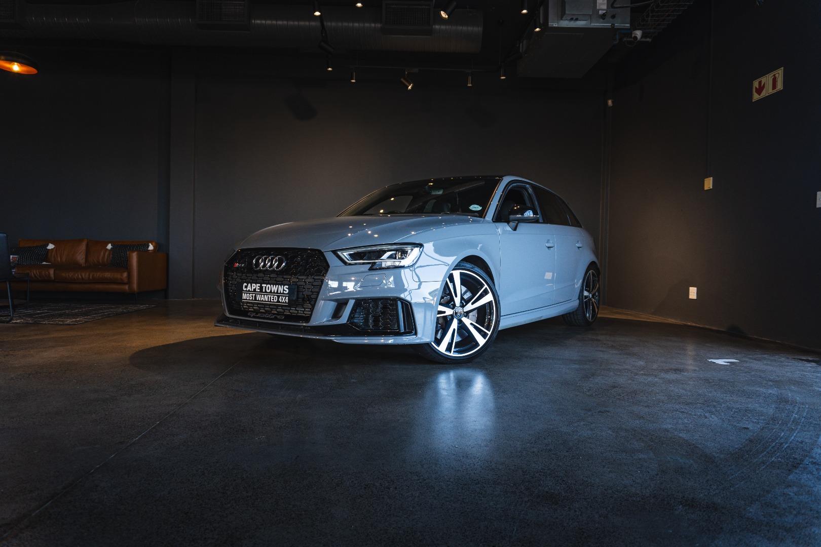 2021 Audi RS3 Sportback Quattro