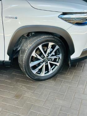2024 Toyota Corolla Cross 1.8 Hybrid XR for sale