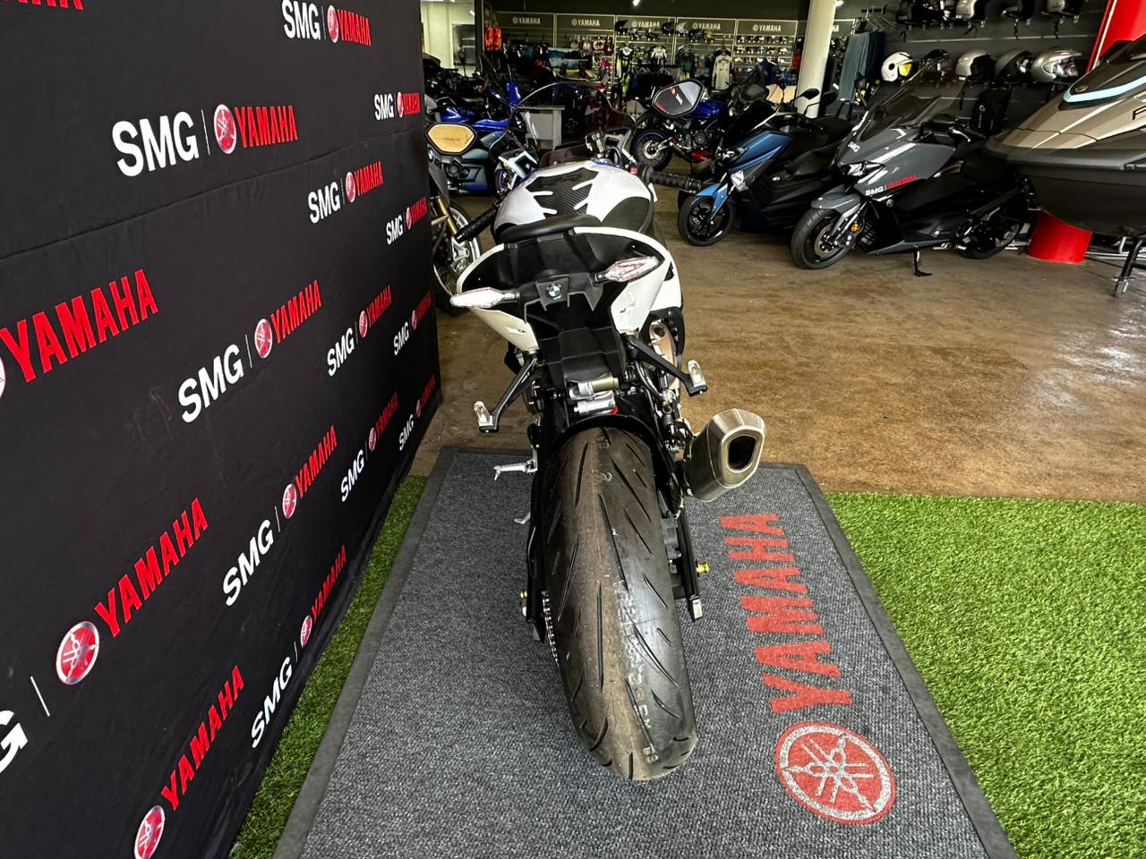 BMW 1000 rr bikes for sale in South Africa - AutoTrader