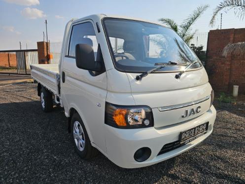2025 JAC X200