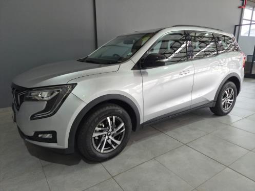 2025 Mahindra XUV700 2.0T AX5 for sale