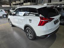 Mahindra XUV700 2.0T AX5 BB Mahindra Silverton