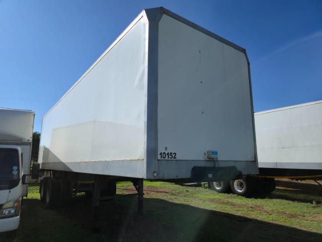 DOUBLE AXLE Trailer with Tail Lift Lightstorm Trucks