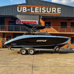 Yamaha 255XD Jetboat UB Leisure