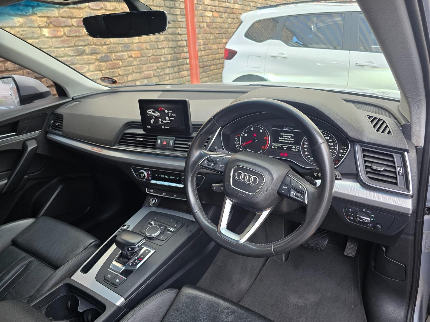 Audi Q5 2.0TDI Quattro Sport Motorcade CC