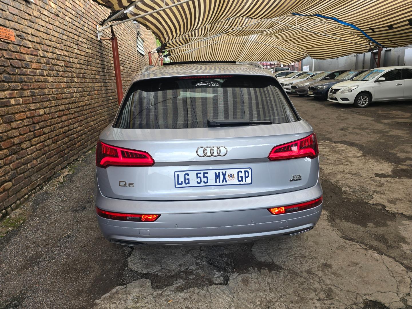 Audi Q5 2.0TDI Quattro Sport Motorcade CC