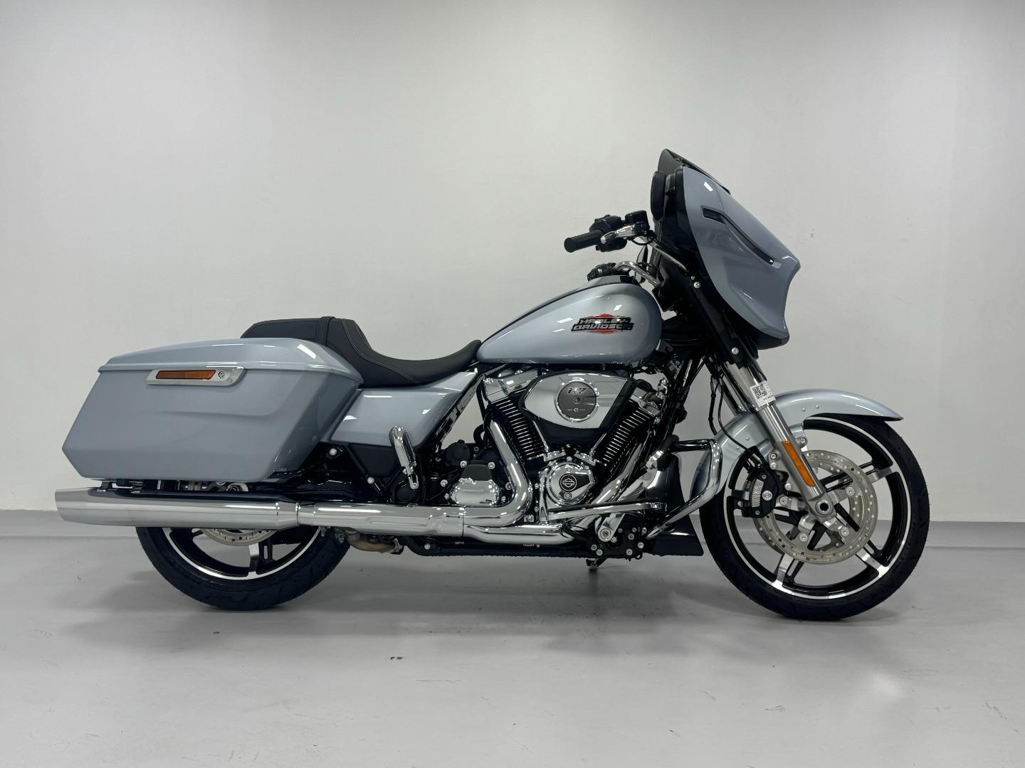 Harley-Davidson Street Glide 117cui Harley-davidson Mzansi