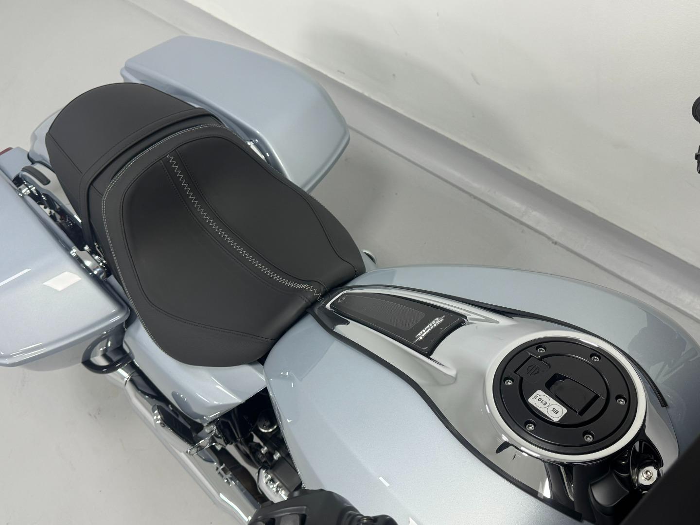 Harley-Davidson Street Glide 117cui Harley-davidson Mzansi