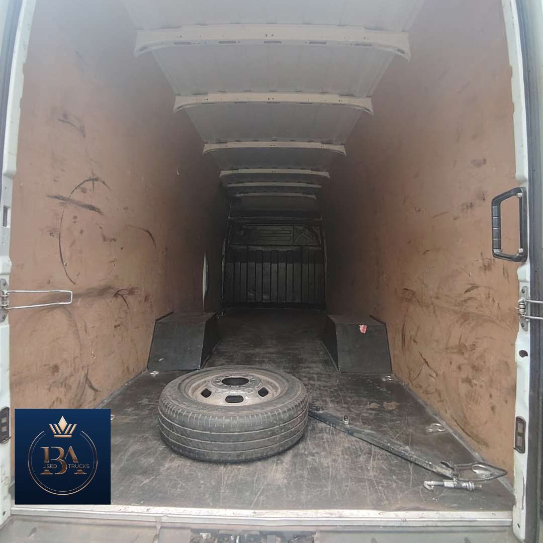 Iveco Panel Van 15V50C16 Ba Used Truck and Trailer