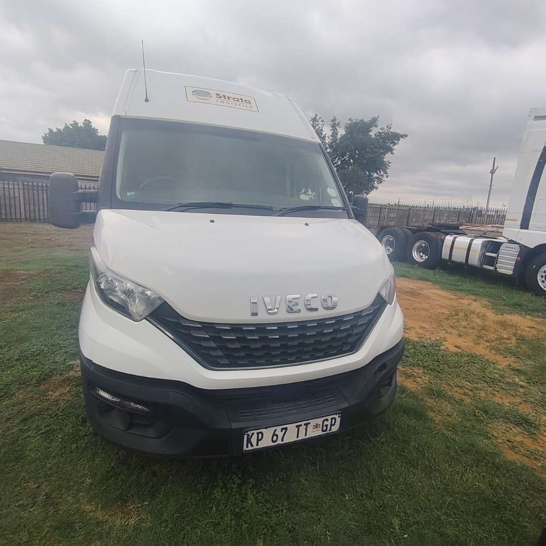 Iveco Panel Van 15V50C16 Ba Used Truck and Trailer