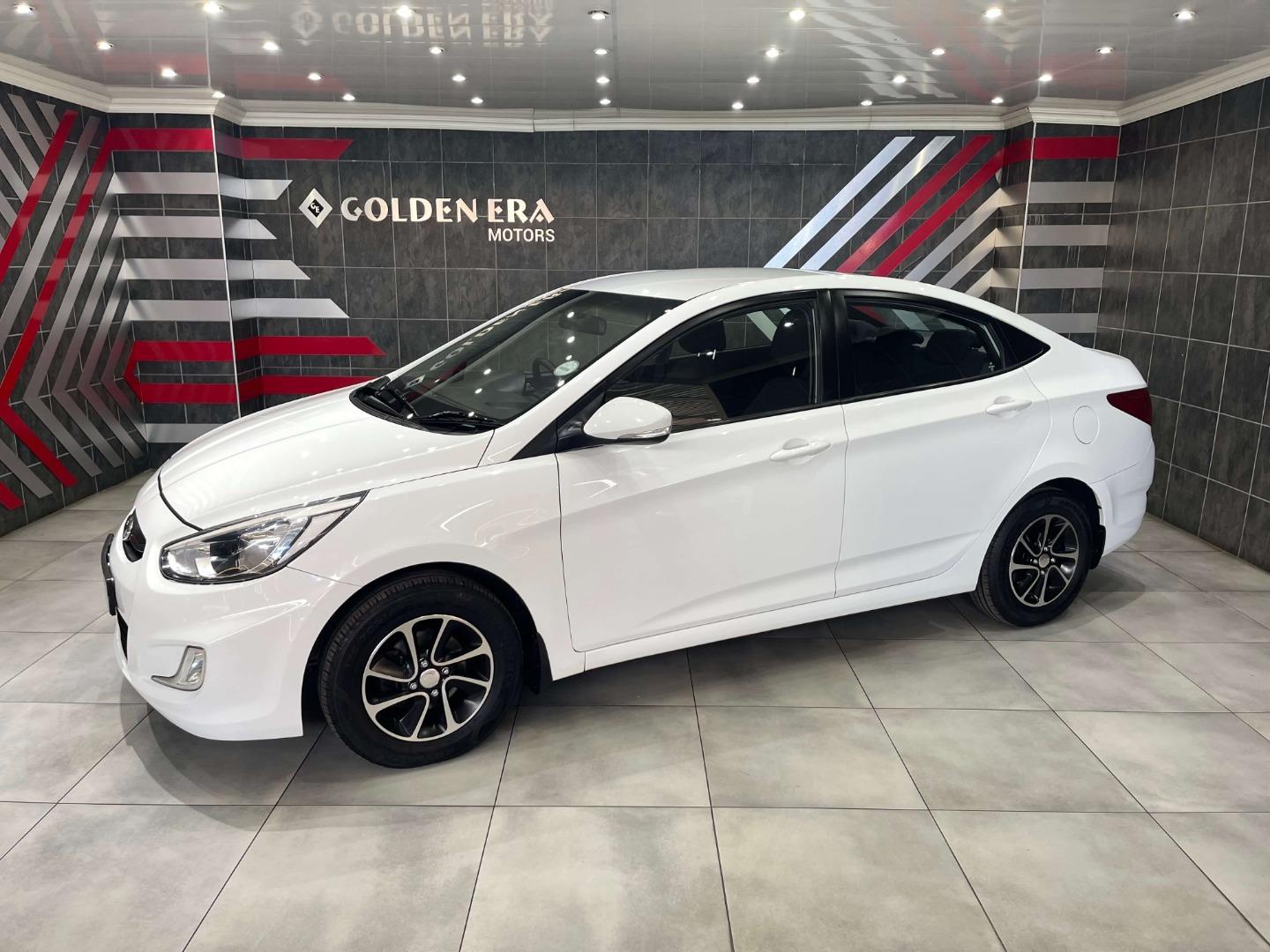 Pre-owned - 2016 White HYUNDAI ACCENT Sedan 1.6 Fluid Auto with 121000 km