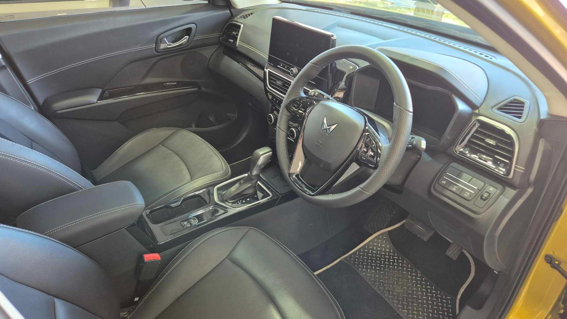 Mahindra XUV 3XO 1.2T AX7L Suzuki Modimolle