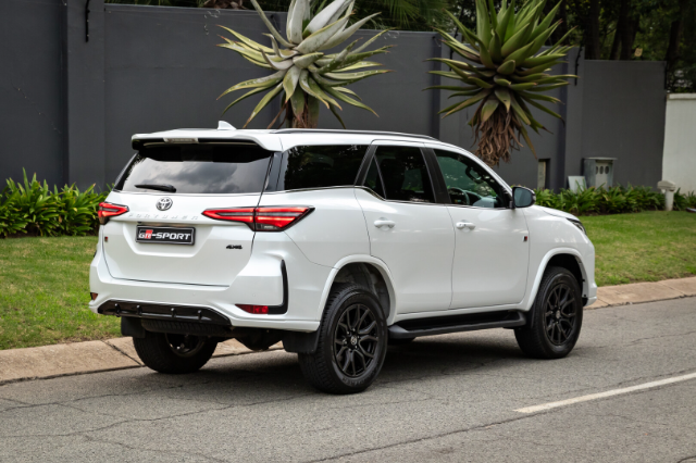 Toyota Fortuner Buyer Guide Buyer's Guide 2015 2016 2017 2018 2019 2020 2021 2022 2023 2024 2025
