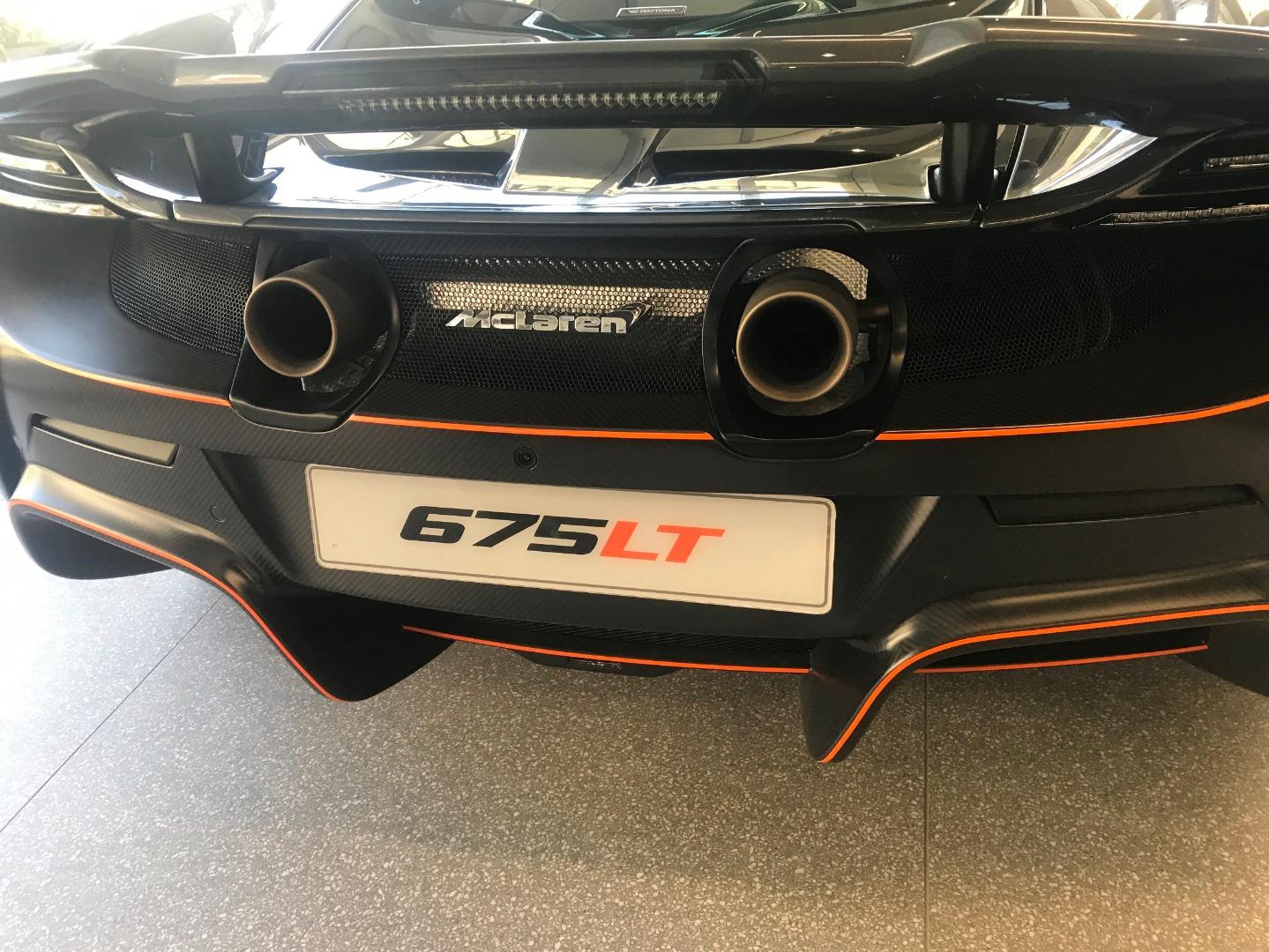 Automotive News