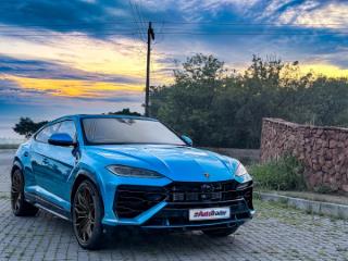 Lamborghini Urus SE (2025) Review