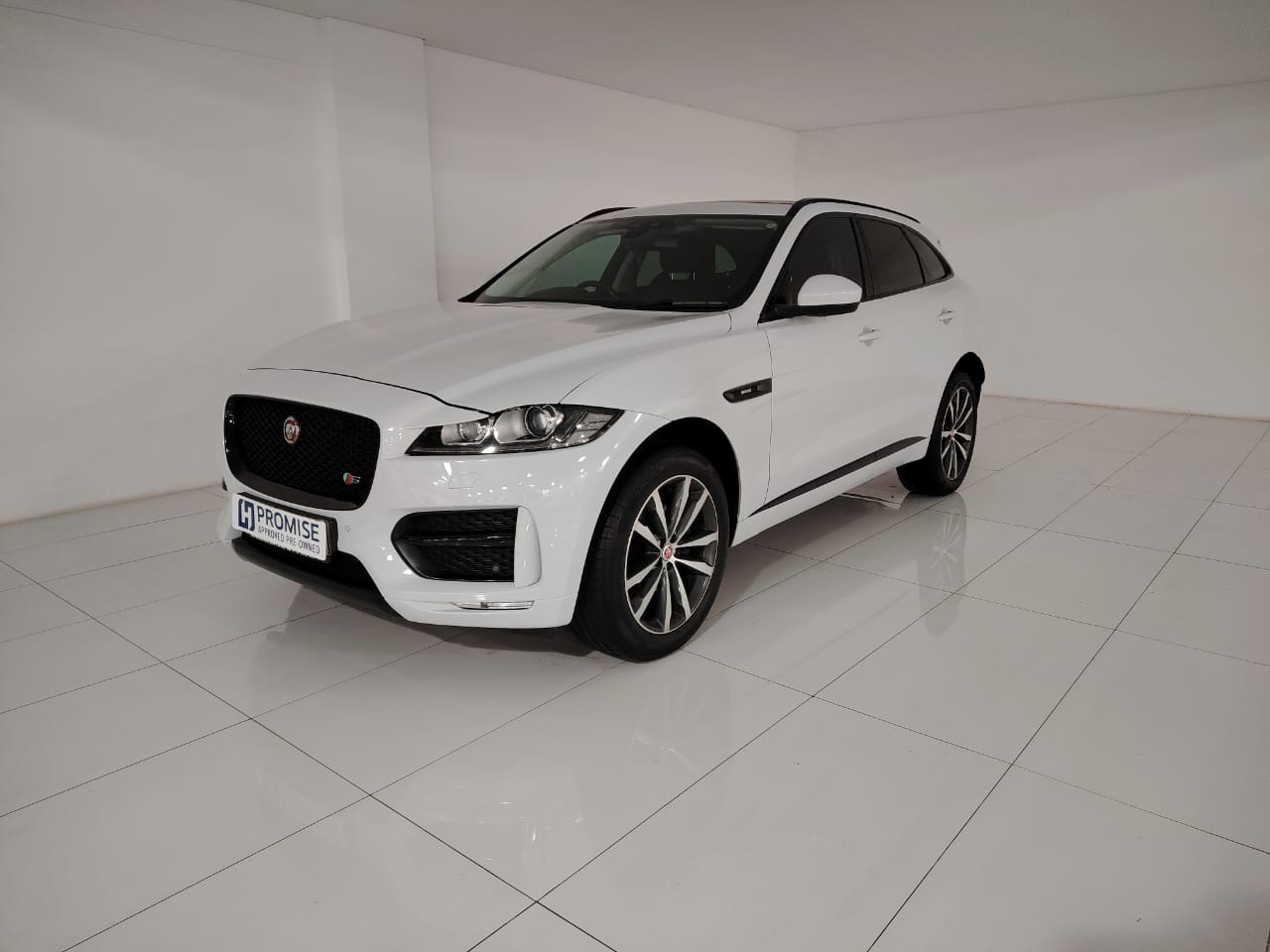 Jaguar F-Pace 20d AWD R-Sport KMG Hyundai Louis Trichardt