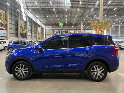 2023 Mahindra XUV700 2.0T AX7 L for sale