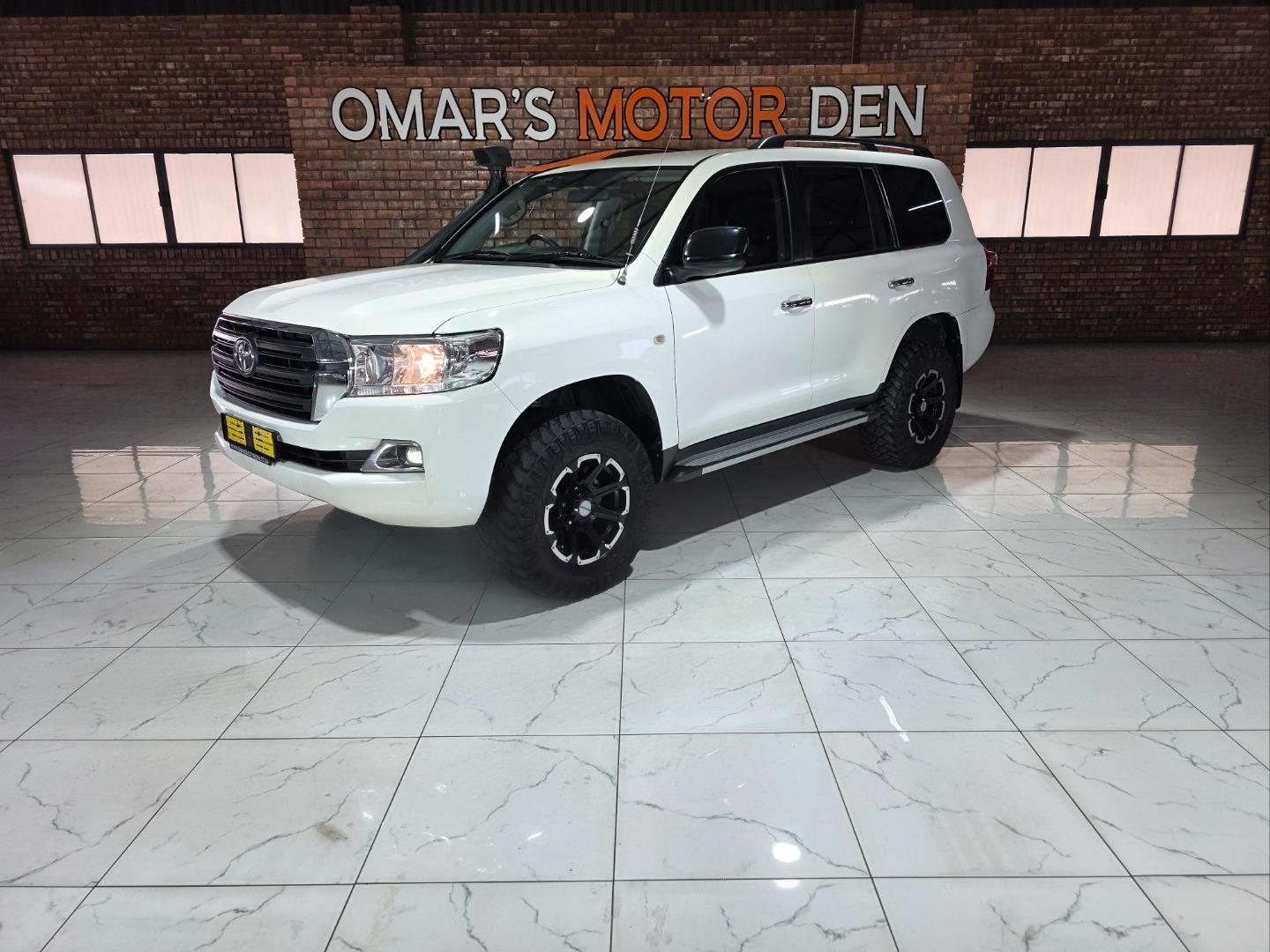 2019 Toyota Land Cruiser 200 4.5D-4D V8 GX-R