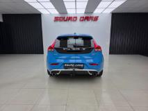 Volvo V40 D3 R-Design Squad Cars