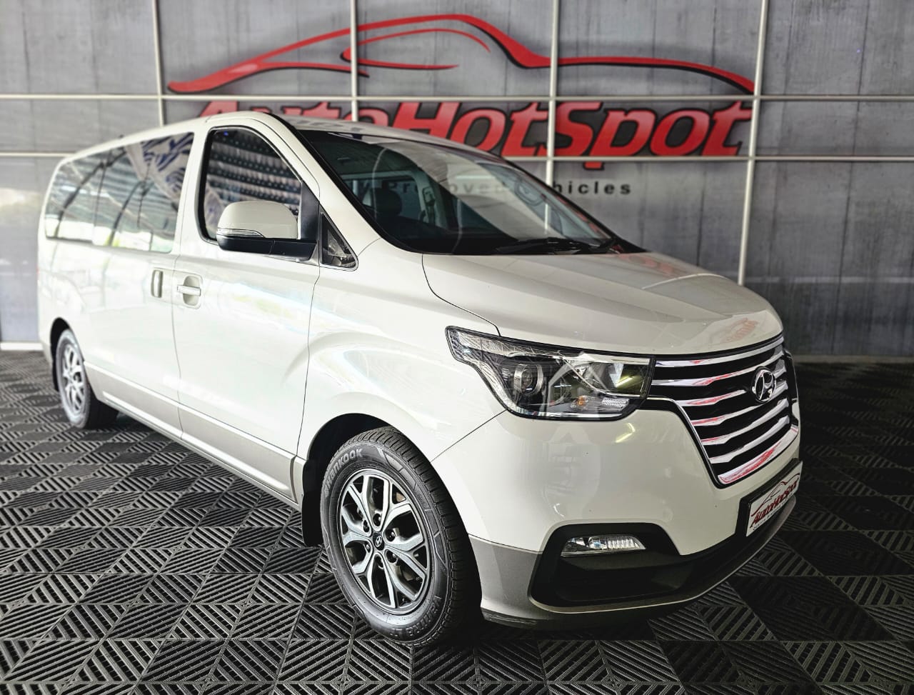 Hyundai H-1 2.5 CRDI ELITE Auto  9-Seater AutoHotSpot