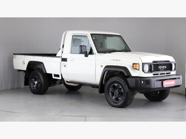 Toyota Land Cruiser 79 2.8GD-6 Single Cab Halfway Toyota Ottery