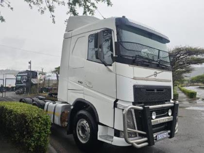 Volvo FH 440 TRUCK TRACTOR United Truck Centre