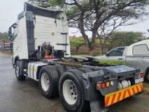 Volvo FH 440 TRUCK TRACTOR United Truck Centre