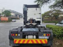 Volvo FH 440 TRUCK TRACTOR United Truck Centre