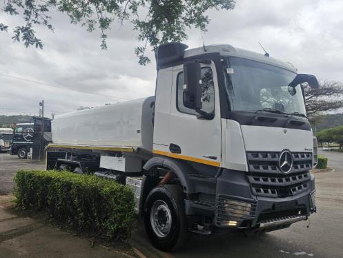 2020 Mercedes-Benz Arocs 3352