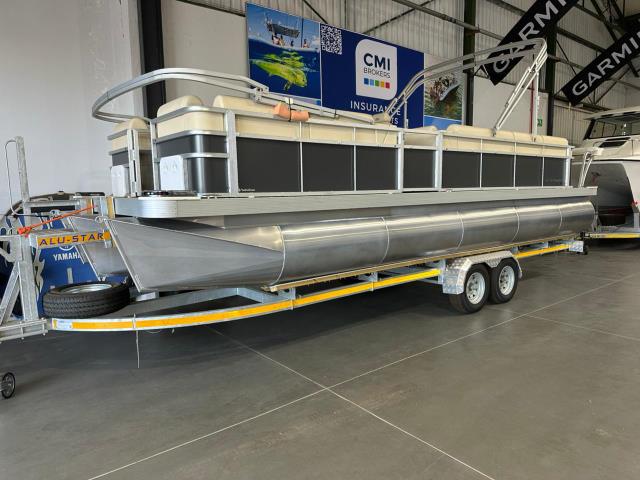 Yamaha Watermark 7500 ASX with F300 Yamaha Outboard Linex Lynnwood