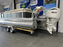 Yamaha Watermark 7500 ASX with F300 Yamaha Outboard Linex Lynnwood