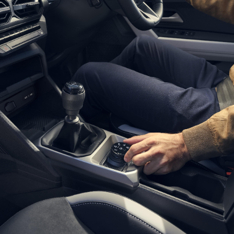 In the 4x4 model, you turn the dial for the purpose required.