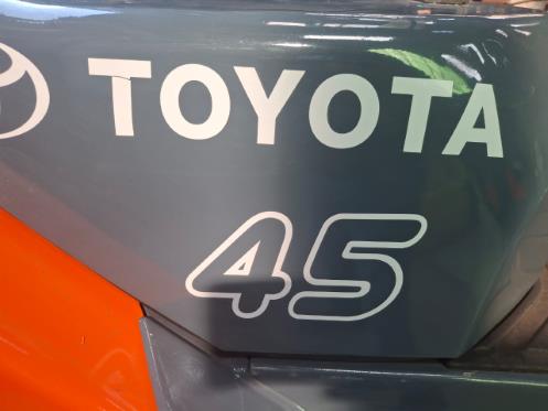 Toyota FD45N Forklift Exchange CC