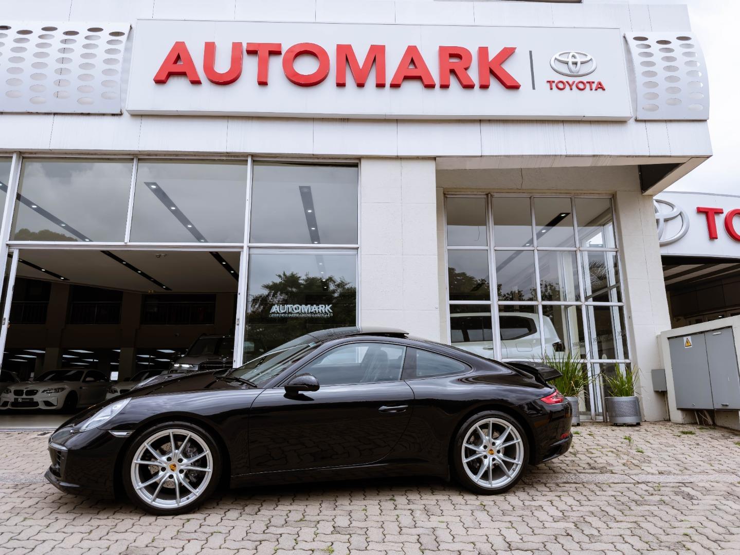 2018 Porsche 911 Carrera Coupe Auto