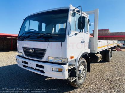 Nissan UD 80, 4x2, MANUAL, FITTED WITH BRAND NEW 7.500 METER LONG DROPSIDE BODY Jackson Motors JHB