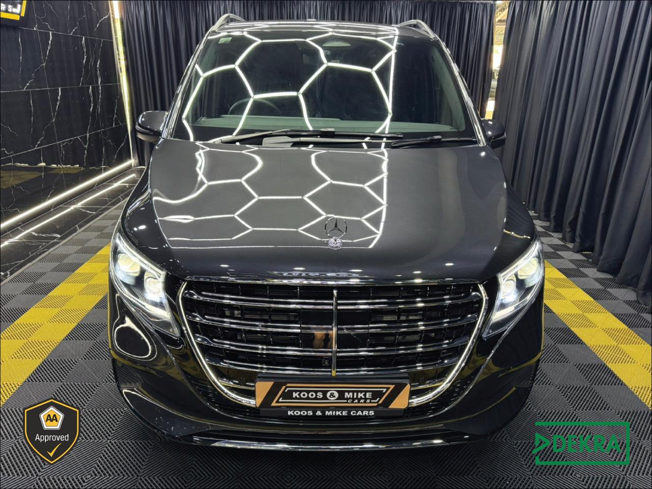 Mercedes-Benz V-Class V300d Exclusive Koos and Mike Cars