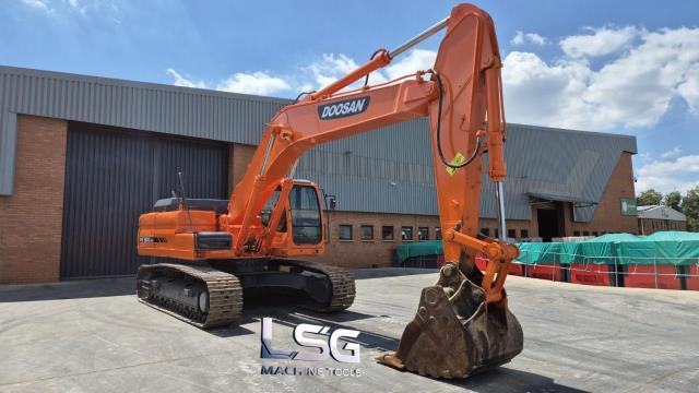Doosan DX300 LCA LCA Lsg Machine Tools