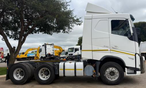 2024 Volvo FH440 TRUCK TRACTOR for sale
