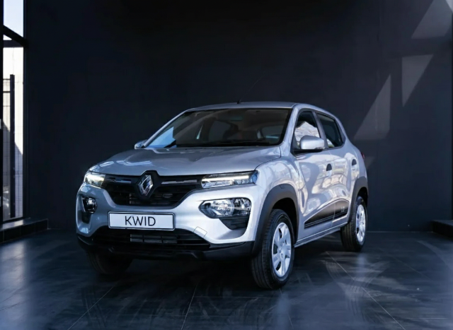 Kwid 1.0 Evolution, SA's cheapest SUV-inspired hatch.