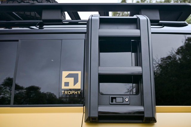 Land Rover Defender Trophy