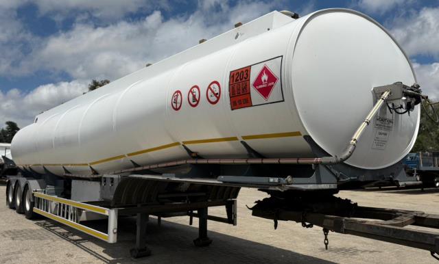 GRW TRIDEM Fuel Tanker Pomona Road Truck Sales