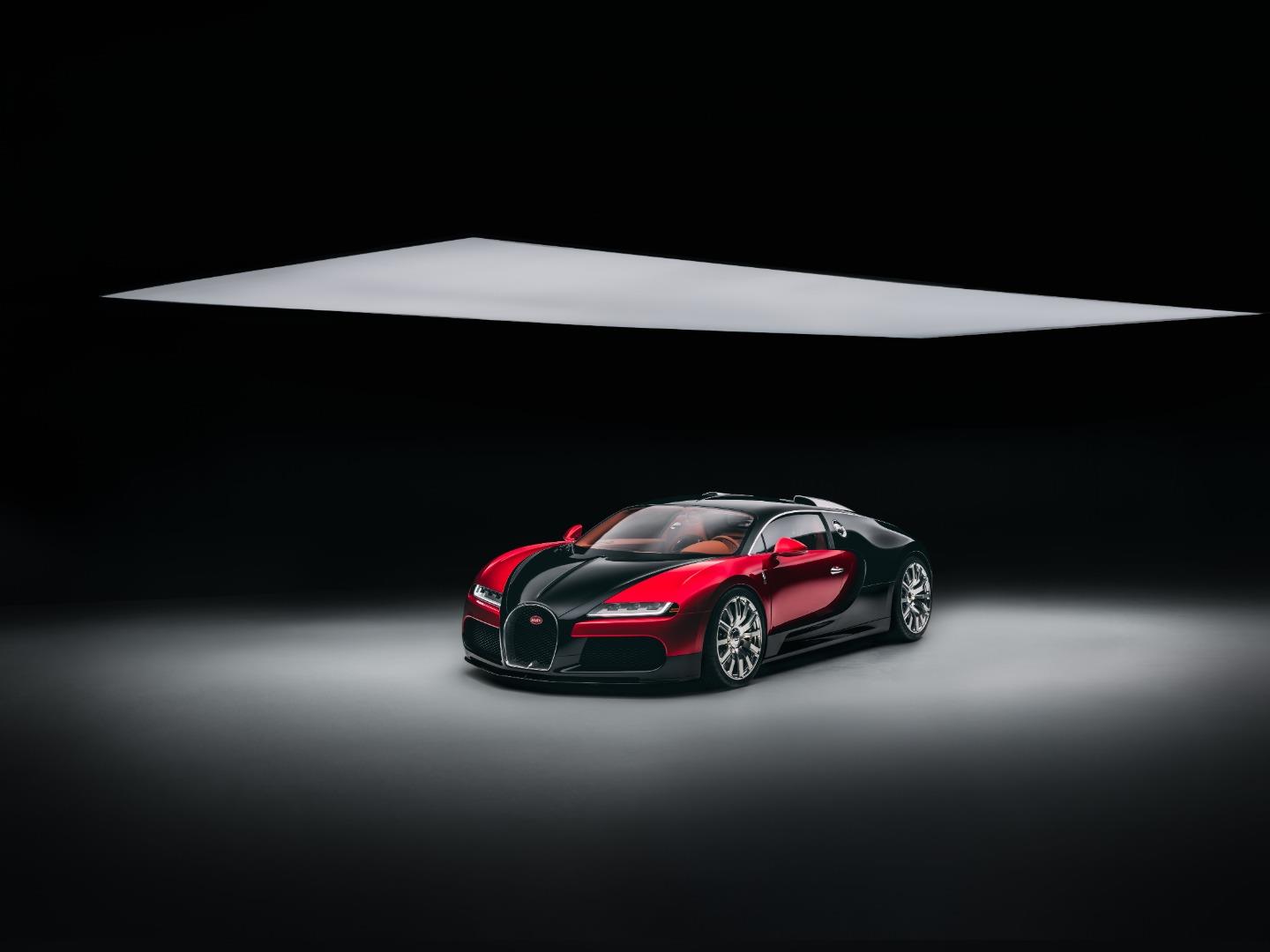 BUGATTI 