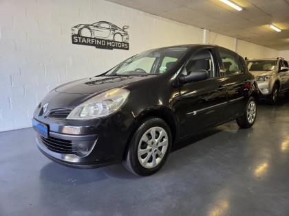 Renault Clio 1.6 Dynamique 5-Door Starfind Motors