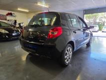 Renault Clio 1.6 Dynamique 5-Door Starfind Motors