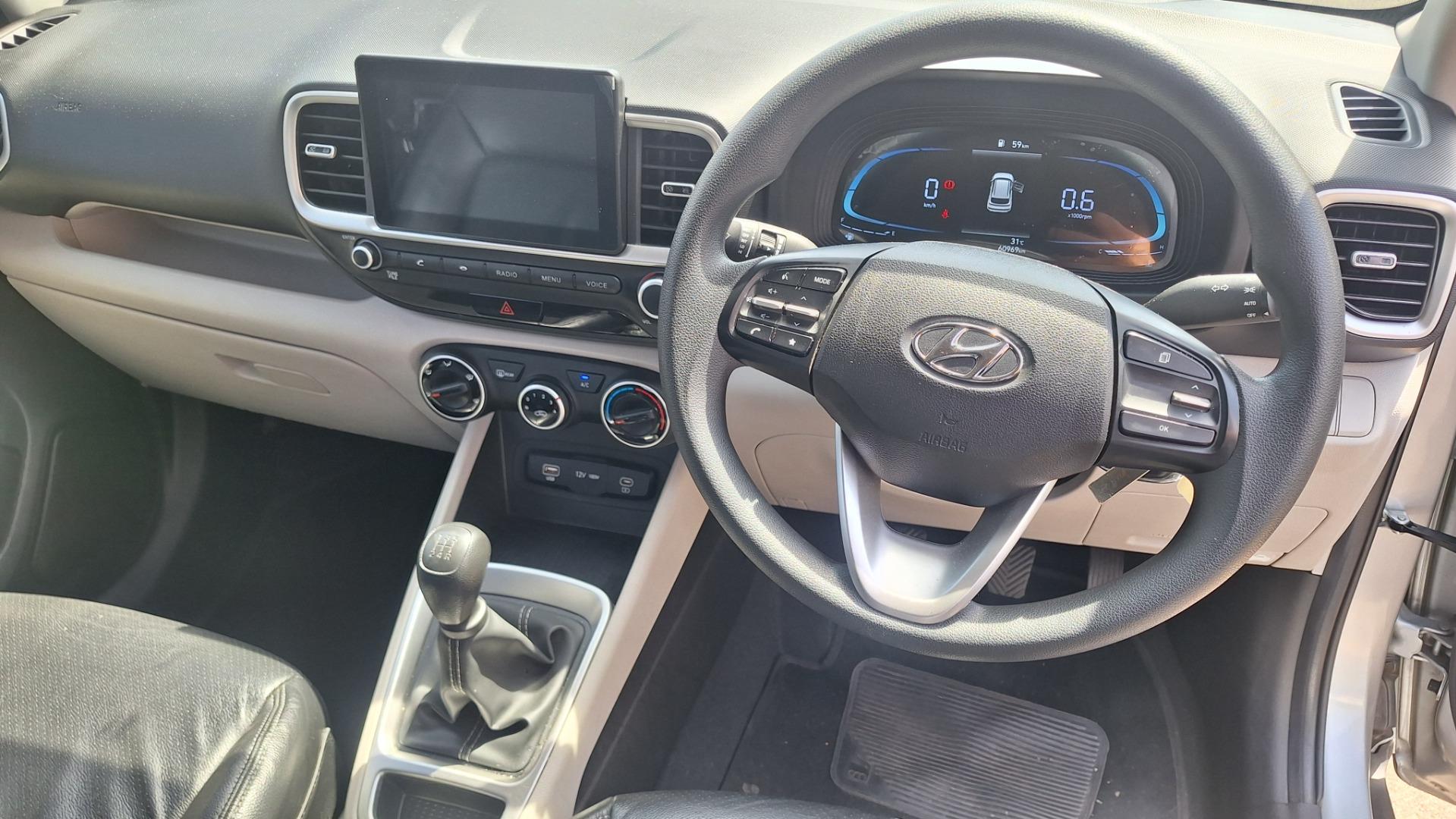 Hyundai Venue 1.2 Motion Suzuki Amanzimtoti