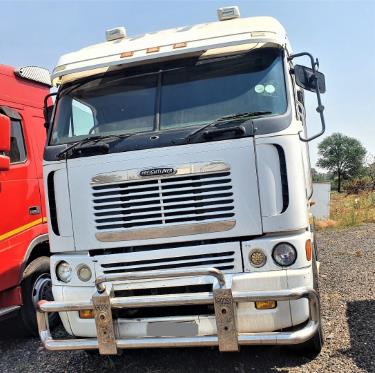 Freightliner ARGOSY Trans Wes Afslaers